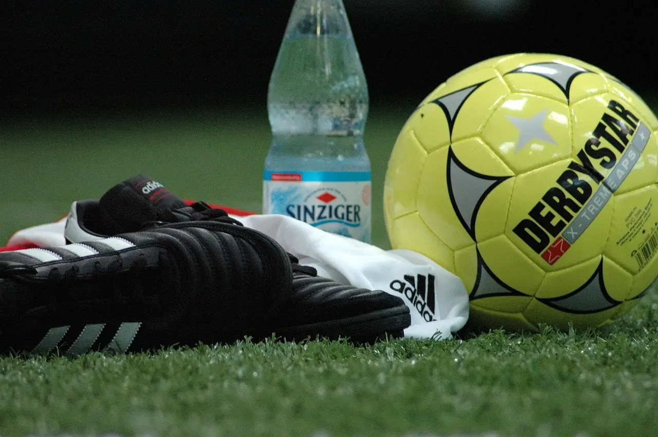 Runde 28: Målløse maratoner, sene udligninger og præcise dødbolde – et kompakt overblik over Jupiler Pro League-weekenden